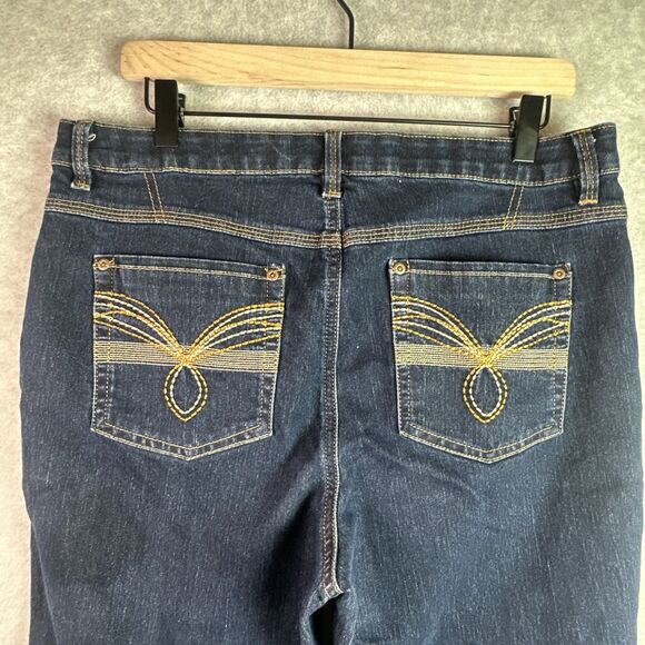 CATO Capri Pants Jeans Women’s Sz 14 Denim Dark Blue Embroidered Pockets Cropped - Picture 6 of 9